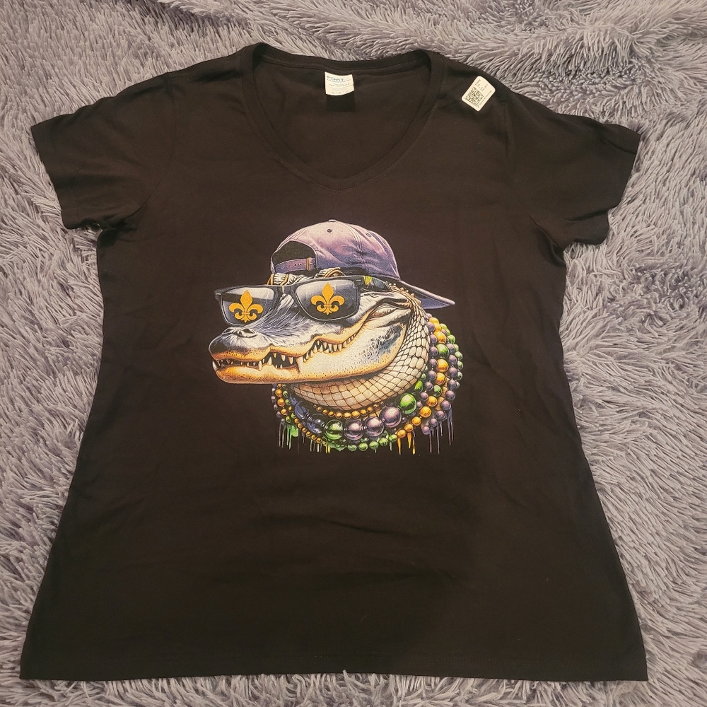 NWT Mardi Gras Gator Tee
